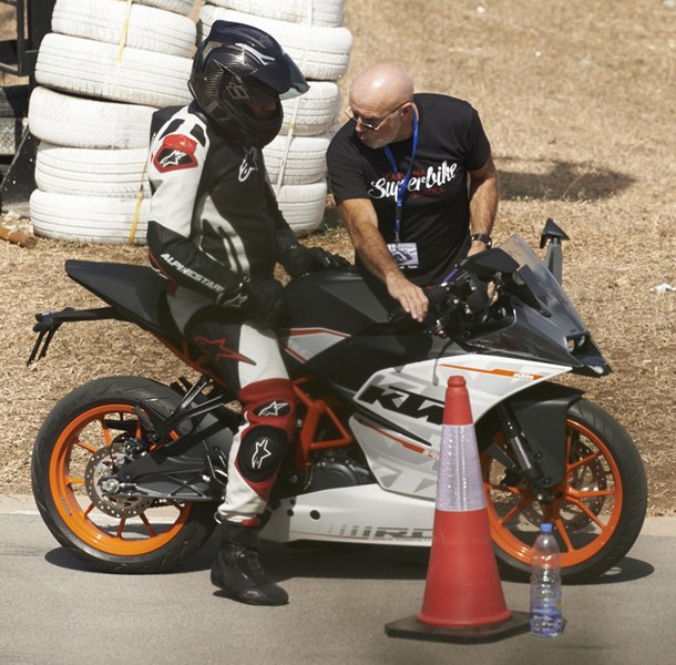 Lebanese motorcycles riders skill and awareness is improving!